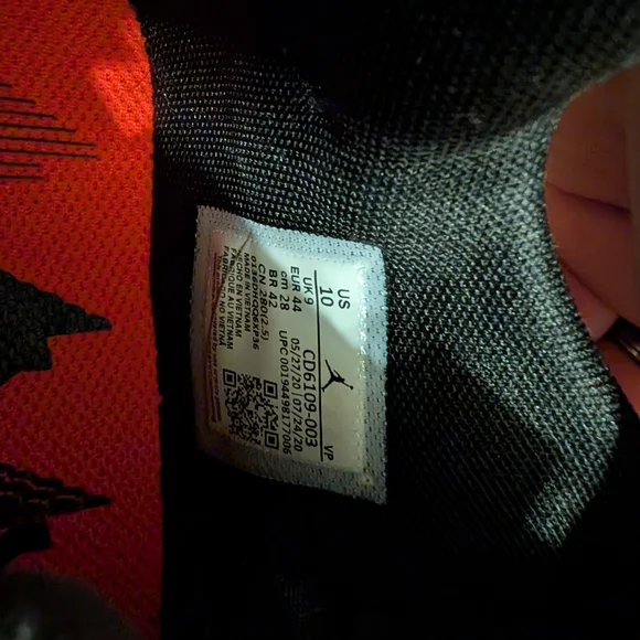 Jordan Deltas Gray and Black Sneakers with Vibrant Orange Accents - Picture 5 of 5